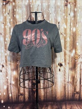 Gray '90's Babe' Crop Top with Pink Foil Graphic